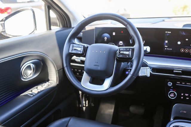 New 2026 Hyundai Ioniq 9 SEL AWD/4WD image 17
