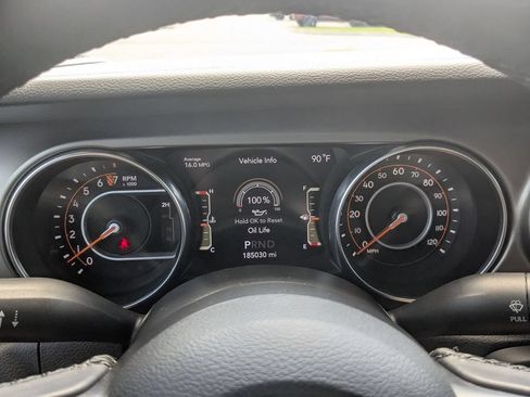Used 2021 Jeep Wrangler Unlimited Sport AWD/4WD image 18