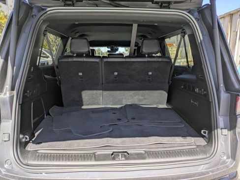 Used 2025 Jeep Wagoneer L Series II image 11