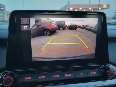 Used 2023 Kia Forte LXS image 32