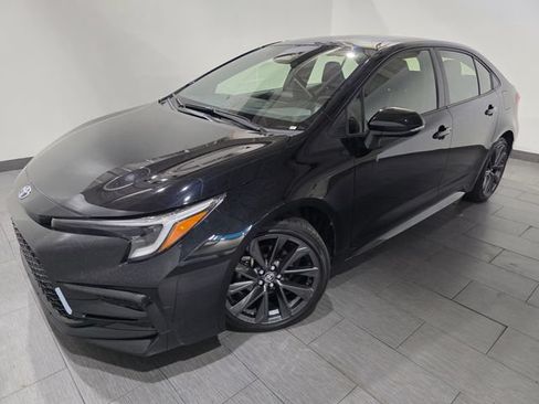 Used 2024 Toyota Corolla SE FWD image 1