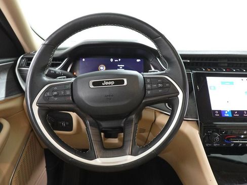 Used 2022 Jeep Grand Cherokee L Limited image 20