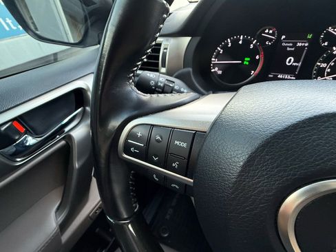 Used 2020 Lexus GX 460 Premium w/ Premium Package image 21