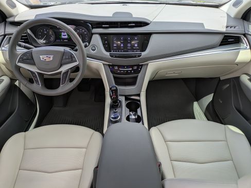 Used 2024 Cadillac XT5 Premium Luxury w/ Technology Package FWD image 13