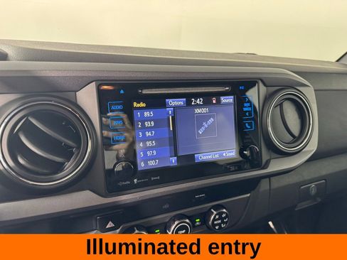 Used 2019 Toyota Tacoma TRD Off-Road AWD/4WD image 16