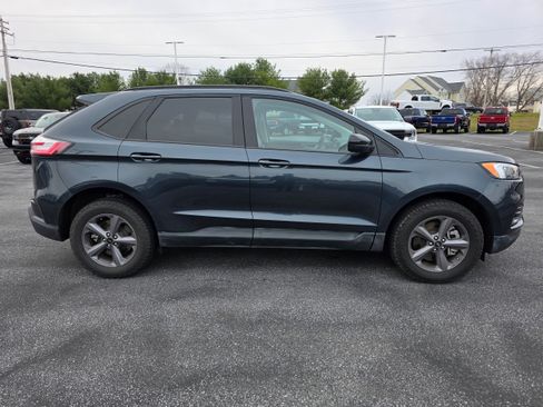 Used 2023 Ford Edge SEL w/ Sport Appearance Package image 6