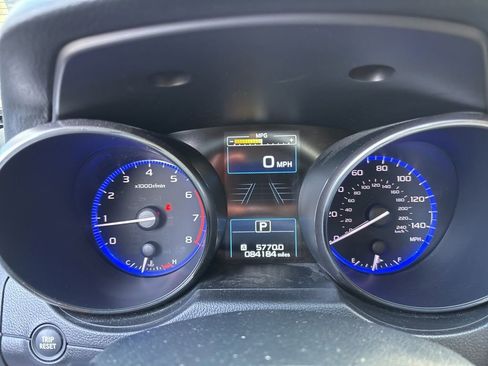 Used 2017 Subaru Outback 2.5i Touring AWD/4WD image 16