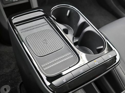 Used 2026 Hyundai Ioniq 5 SEL RWD image 32