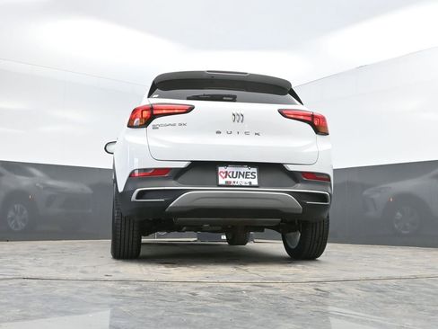 Used 2025 Buick Encore GX Preferred AWD/4WD image 36