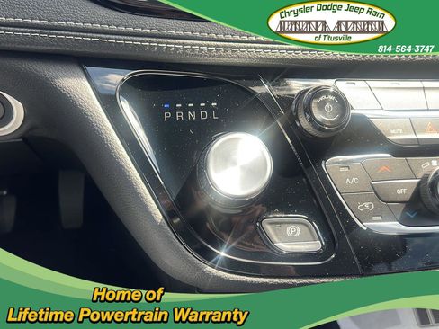 New 2026 Chrysler Pacifica Select image 30