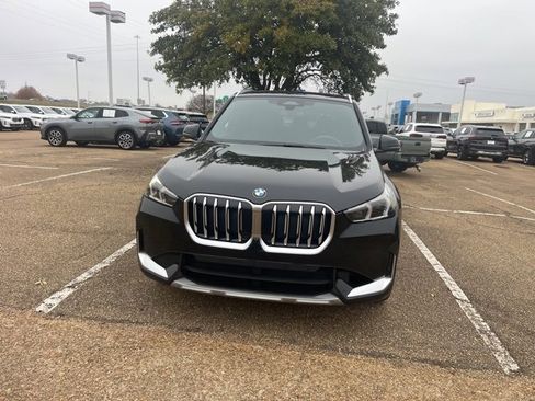 Used 2025 BMW X1 xDrive28i image 2
