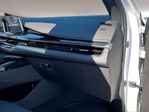 Used 2024 Cadillac Escalade Sport w/ Touring Package image 16