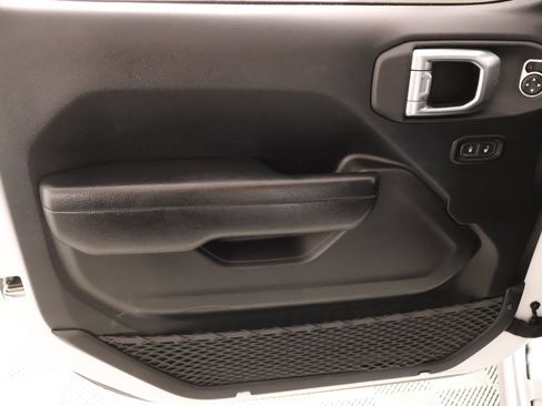 Used 2023 Jeep Wrangler Sport AWD/4WD image 14