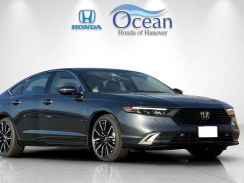 New 2026 Honda Accord Touring image 7