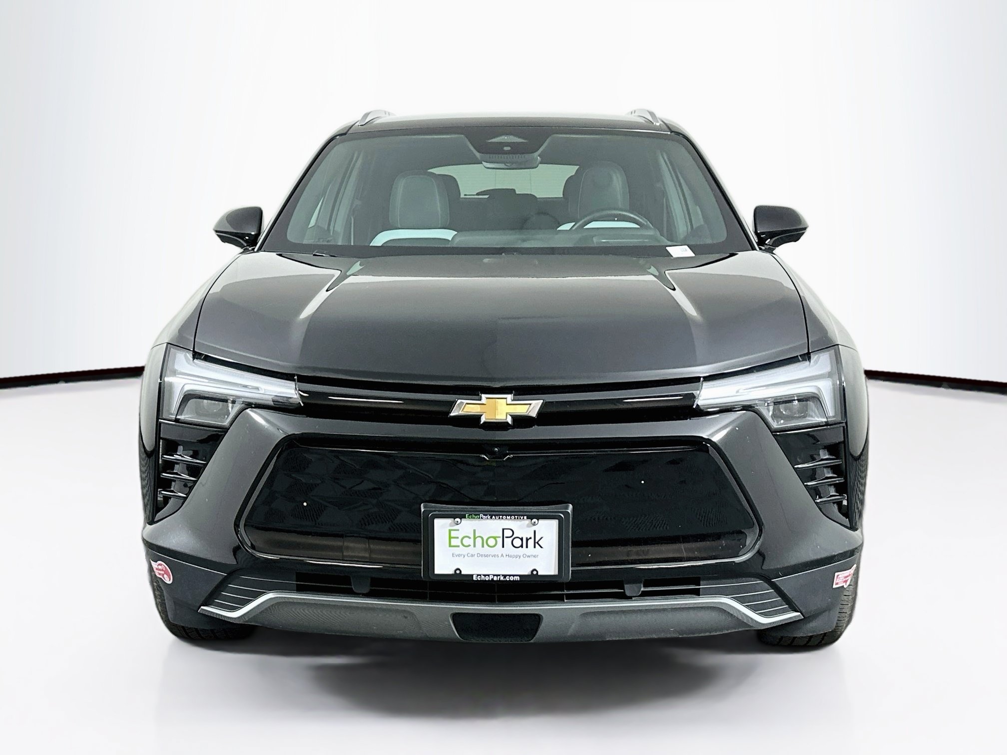 Used 2024 Chevrolet Blazer EV LT AWD/4WD image 2
