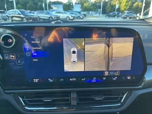 New 2026 Chevrolet Equinox EV RS image 30