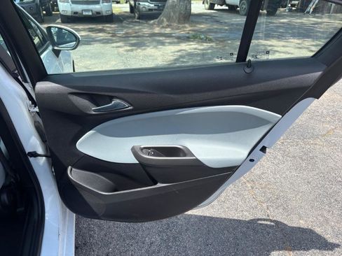 Used 2019 Chevrolet Cruze LS w/ LS Fleet Convenience Package image 18
