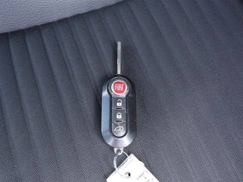 Used 2014 FIAT 500 Sport w/ Comfort/Convenience Group image 19