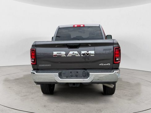 Used 2026 RAM 2500 Big Horn AWD/4WD image 4