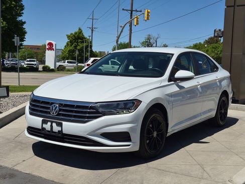 Used 2019 Volkswagen Jetta S FWD image 9