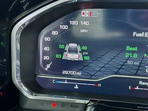 Used 2024 GMC Sierra 2500 SLT w/ SLT Premium Package image 8