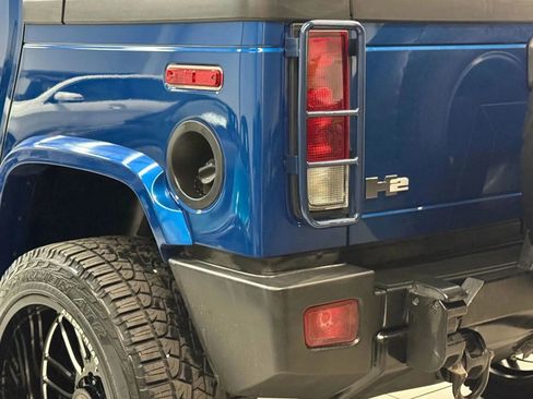 Used 2006 HUMMER H2 SUT w/ Limited Edition H2 AWD/4WD image 12
