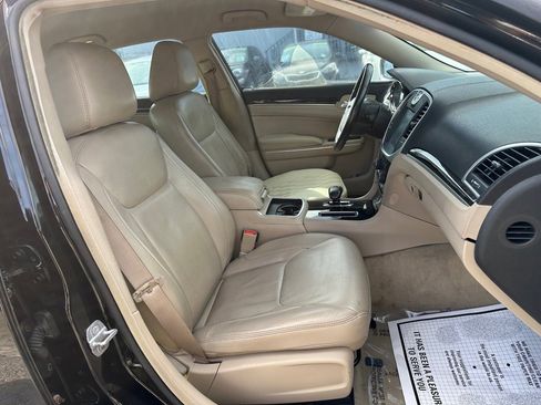 Used 2014 Chrysler 300 image 13