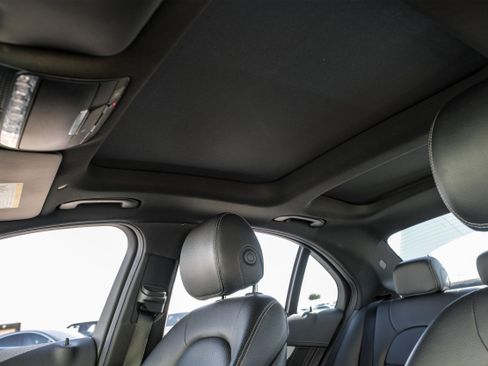 Used 2021 Mercedes-Benz C 300 C 300 w/ AMG Line image 4