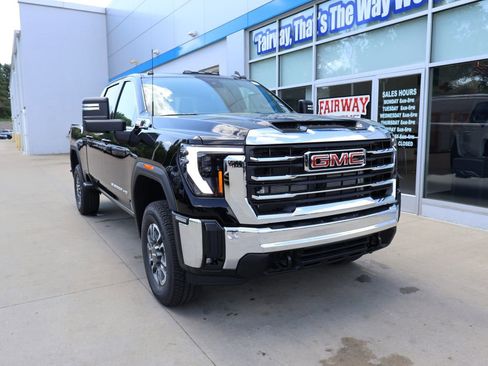 New 2026 GMC Sierra 2500 SLE w/ Max Trailering Package AWD/4WD image 2