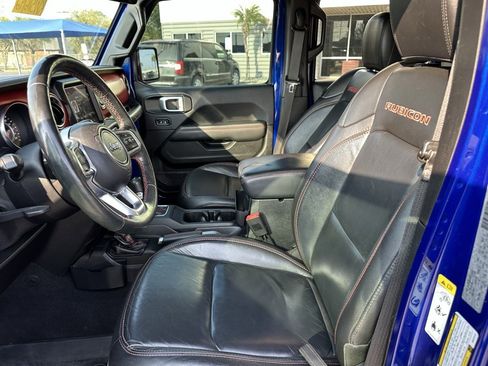 Used 2019 Jeep Wrangler Unlimited Rubicon w/ Dual Top Group image 11