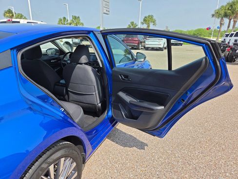 Used 2025 Nissan Altima 2.5 SV FWD image 16