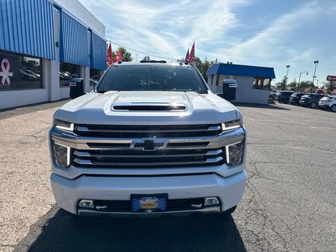 Used 2023 Chevrolet Silverado 2500 High Country w/ Z71 Off-Road Package AWD/4WD image 4