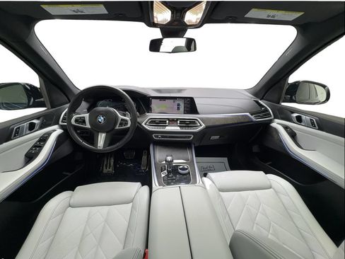 Used 2023 BMW X5 sDrive40i w/ M Sport Package RWD image 40