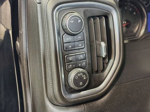 Used 2019 Chevrolet Silverado 1500 LT Trail Boss AWD/4WD image 12