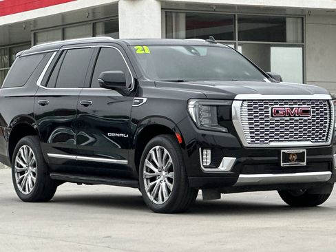 Used 2021 GMC Yukon Denali w/ Advanced Technology Package image 8
