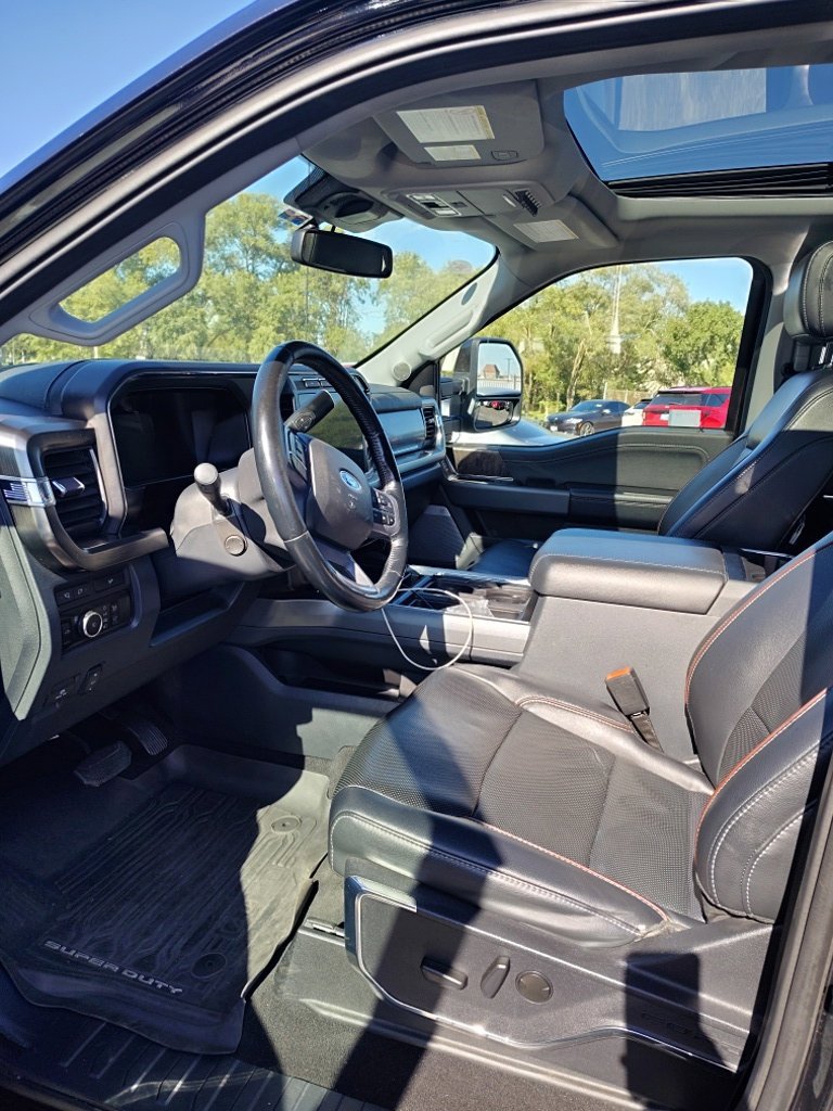 Used 2023 Ford F250 Lariat w/ Sport Appearance Package AWD/4WD image 12