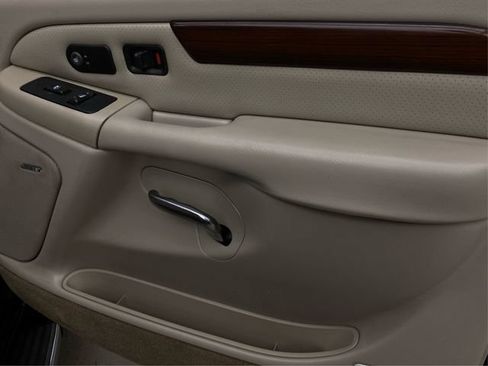 Used 2002 Cadillac Escalade EXT AWD/4WD image 27