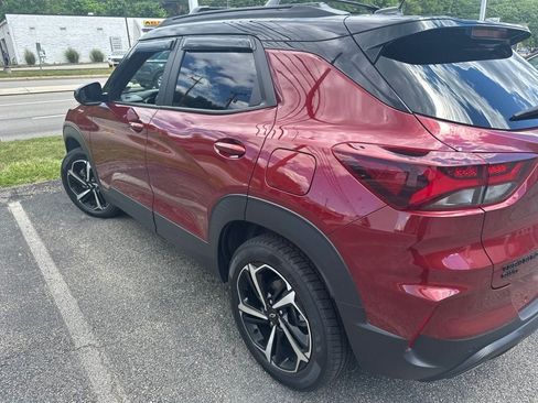 Used 2023 Chevrolet TrailBlazer RS w/ Sun and Liftgate Package AWD/4WD image 10