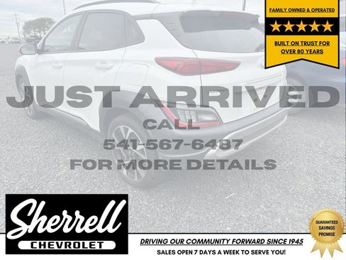 Used 2022 Hyundai Kona Limited image 3