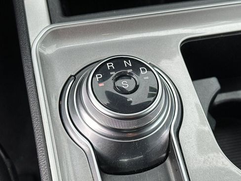 Certified 2024 Ford Edge SEL w/ Convenience Package image 24