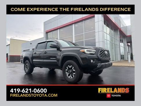 Certified 2023 Toyota Tacoma TRD Off-Road image 1