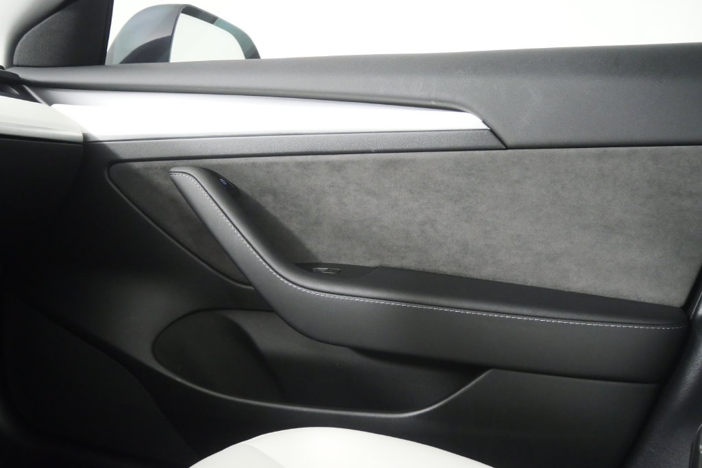 Used 2022 Tesla Model 3 RWD image 26