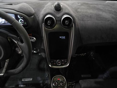Used 2019 McLaren 600LT RWD image 11
