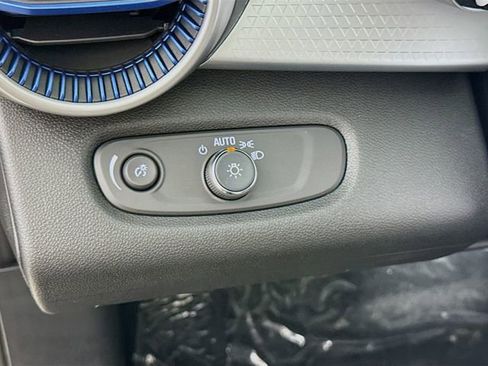 New 2026 Chevrolet Trax LS FWD image 12