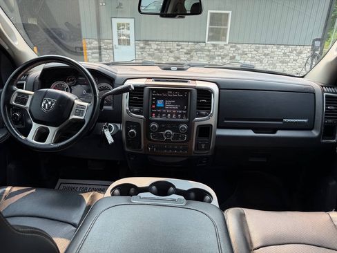 Used 2015 RAM 2500 Laramie AWD/4WD image 14