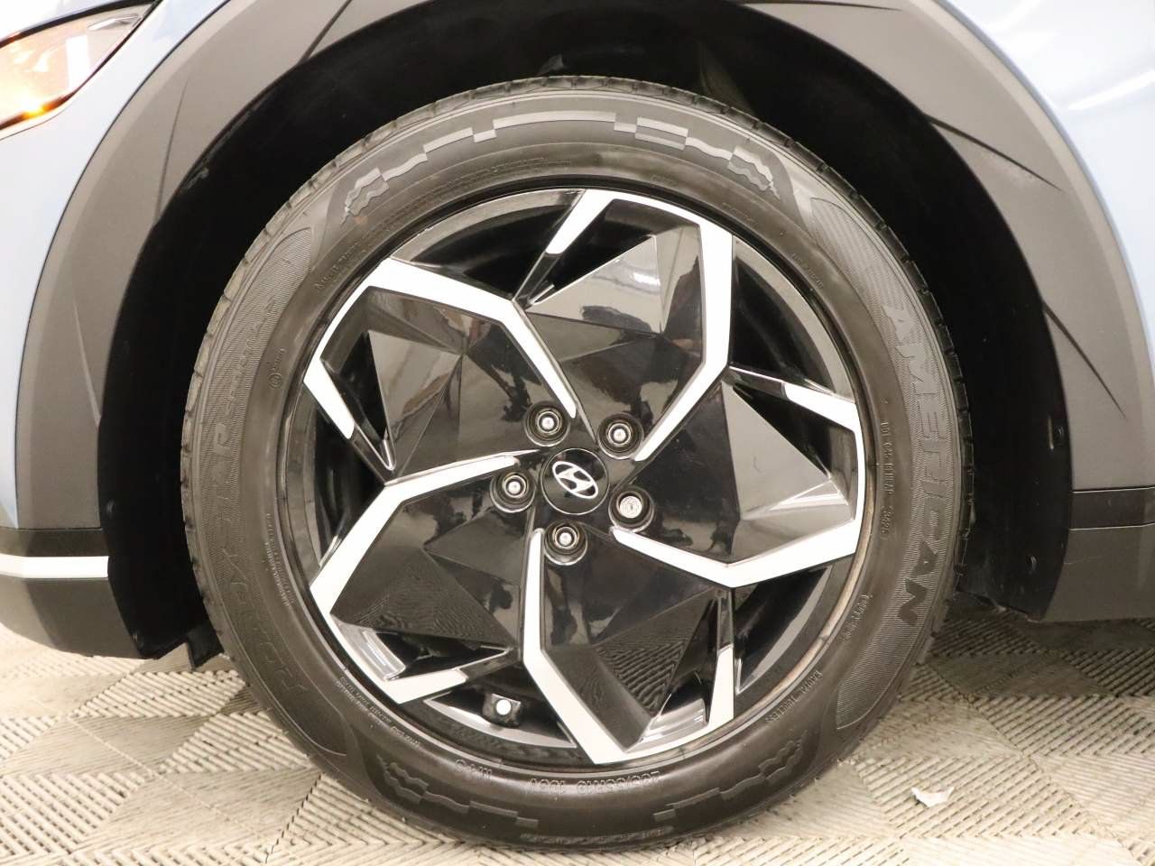 Used 2024 Hyundai Ioniq 5 SEL RWD image 6