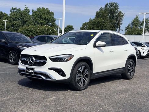 Used 2025 Mercedes-Benz GLA 250 4MATIC image 5