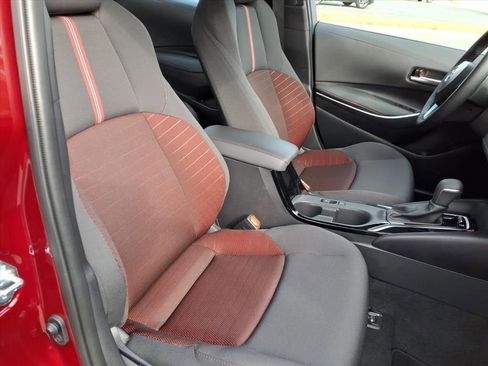 Used 2025 Toyota Corolla SE FWD image 19