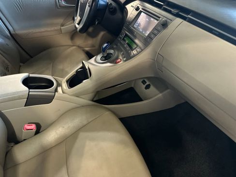 Used 2012 Toyota Prius Four FWD image 17