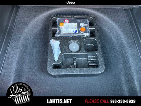 New 2026 Jeep Compass Limited image 20